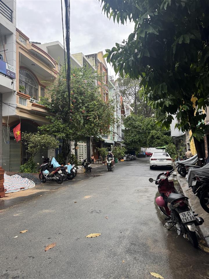 Bán đất tặng nhà đường phạm ngũ lão vị trí đẹp, khu dân trí cao