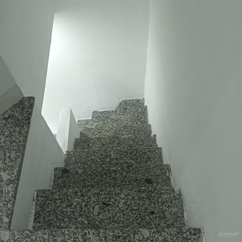 Cho thuê nhà nguyên căn phường thạnh lộc quận 12 tp hcm