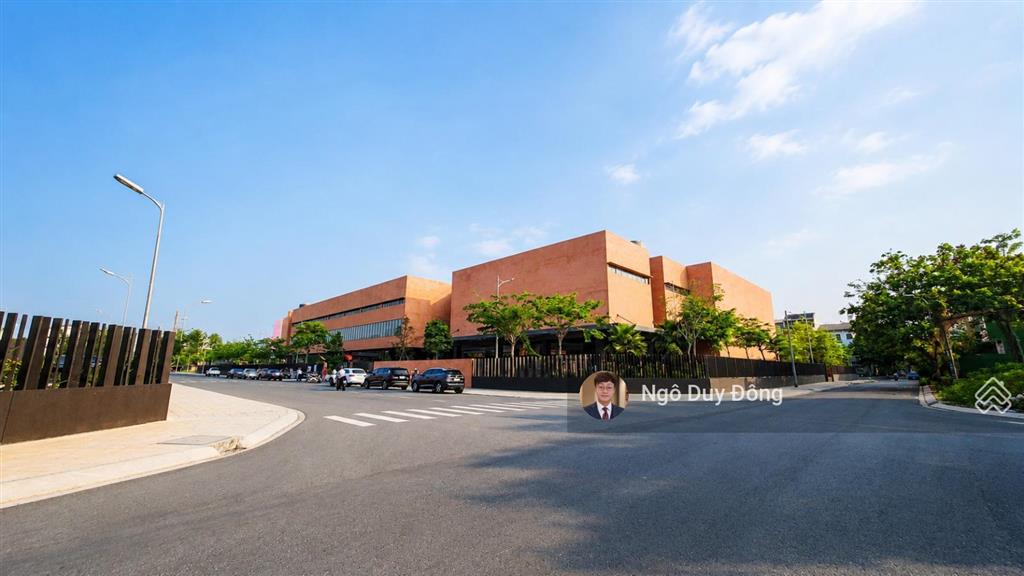 Bán biệt thự đơn lập  lô góc kdc phong phú 5  kế quận 8  khu vip bác sĩ và tri thức tinh hoa