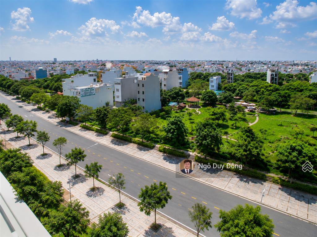 Siêu phẩm mặt tiền 20m kdc phong phú 4  giá "ngộp"  chỉ 10 tỷ (rẻ hơn thị trường 2 tỷ)