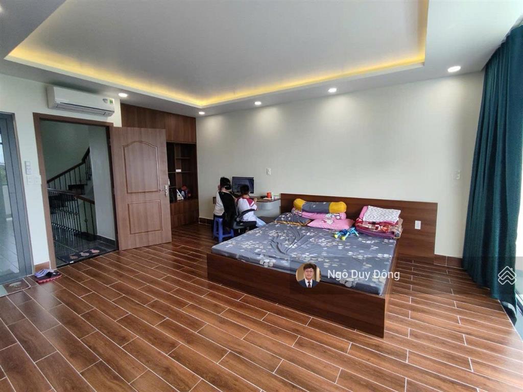 Siêu phẩm mặt tiền 20m kdc phong phú 4  giá "ngộp"  chỉ 10 tỷ (rẻ hơn thị trường 2 tỷ)