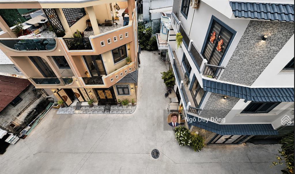 Nhà mới 4 tầng lô góc 50m2, hẻm xe hơi ngủ trong nhà  nhỉnh 5 tỷ  cạnh cầu chà và quận 8