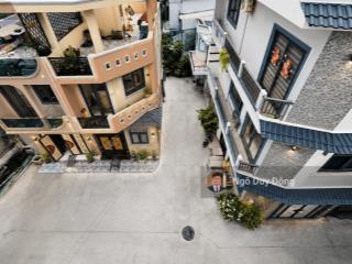 Nhà mới 4 tầng lô góc 50m2, hẻm xe hơi ngủ trong nhà  nhỉnh 5 tỷ  cạnh cầu chà và quận 8