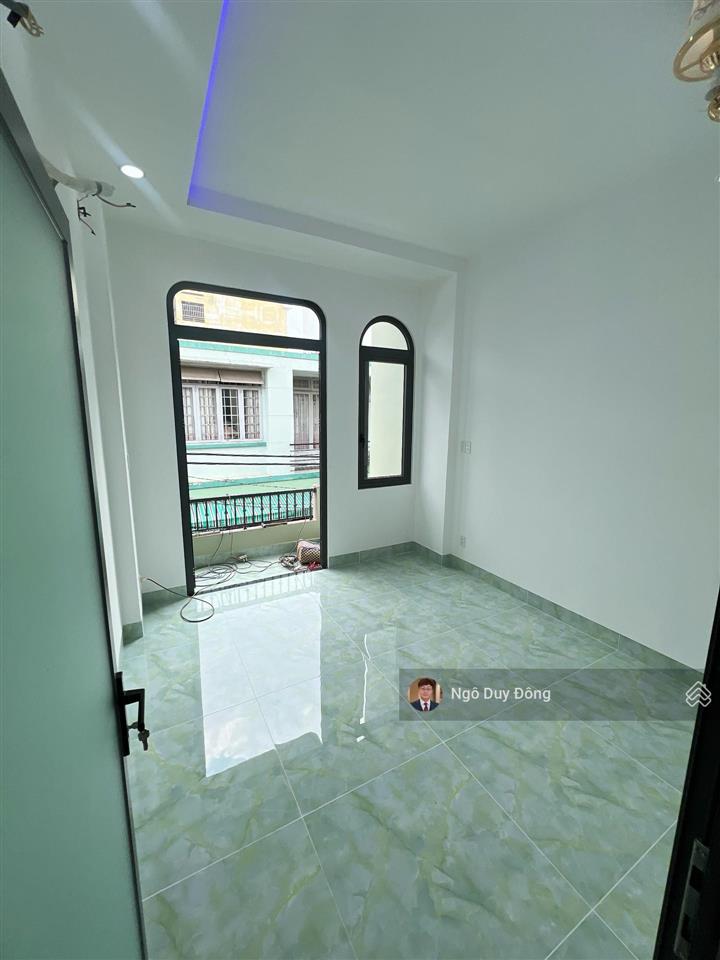 Bán nhà mới full nội thất  hẻm thẳng 1 trục ra mặt tiền, gần lương văn can ~ 50m2 nhỉnh 4 tỷ