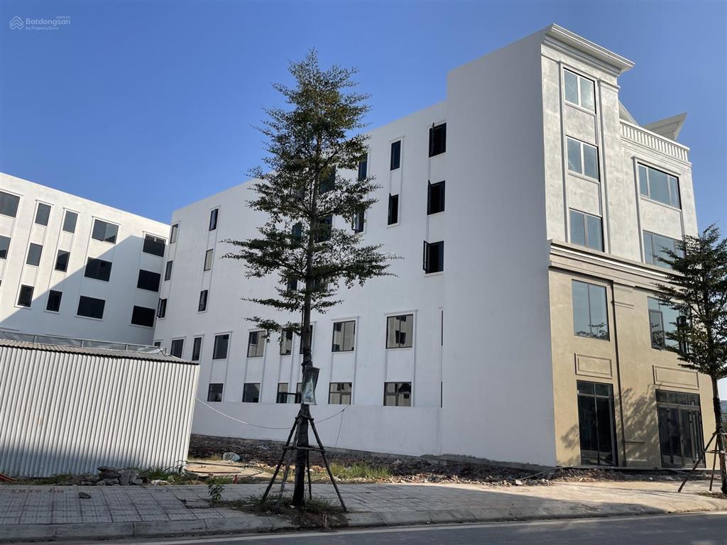 Bán shophouse square city, quốc lộ 3, giá thỏa thuận, 117m2, view đẹp trục 24m