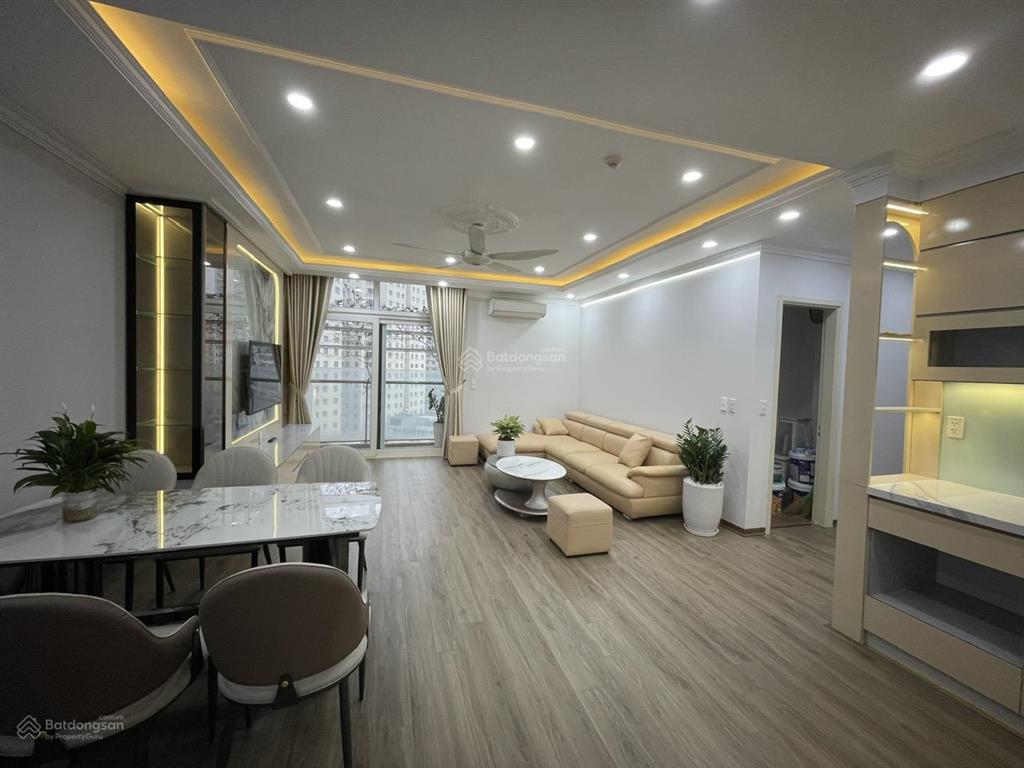 Bán chung cư văn khê 130m2 giá 6 tỷ căn góc rộng đẹp hà đông