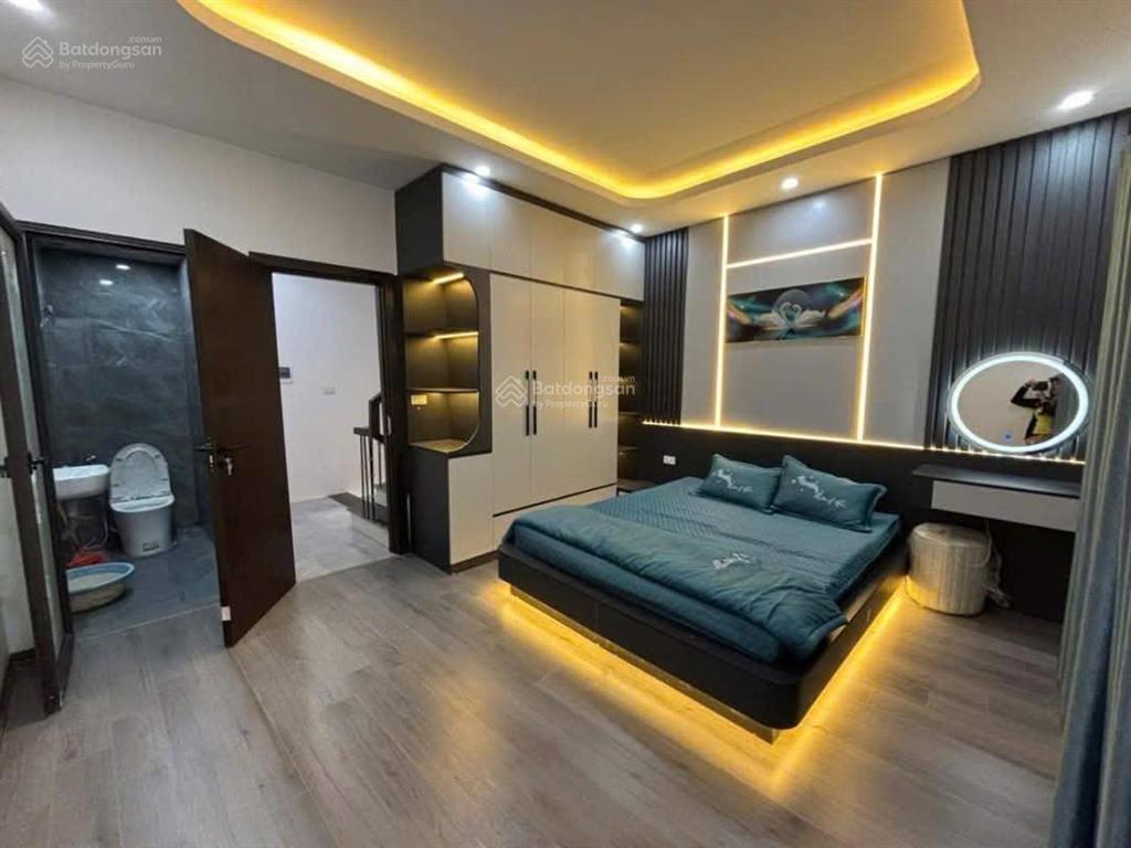Nhà phố ngô thì nhậm phan đình giót ô tô kinh doanh 42m 5 tầng  8.9 tỷ