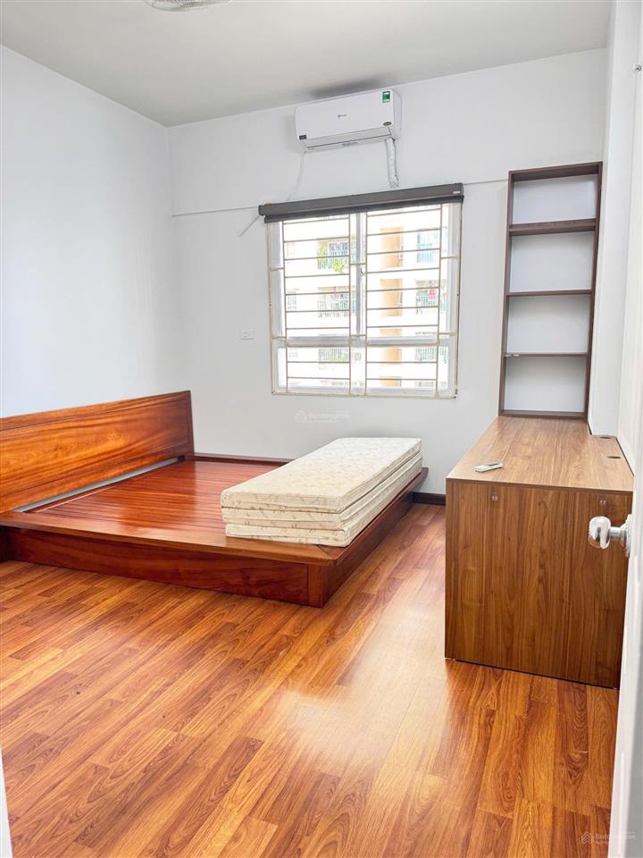 Bán căn hộ cc văn khê hà đông 60m 2pn giá chỉ 3,4 tỷ. tầng trung ban công rộng đẹp