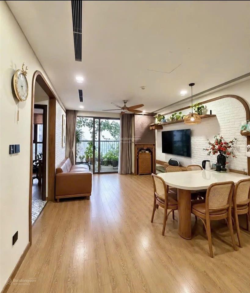 Bán căn hộ terra an hưng 97m² (4 người 2 vệ sinh) ban công đông nam giá chỉ 6,8 tỷ  sẵn sổ