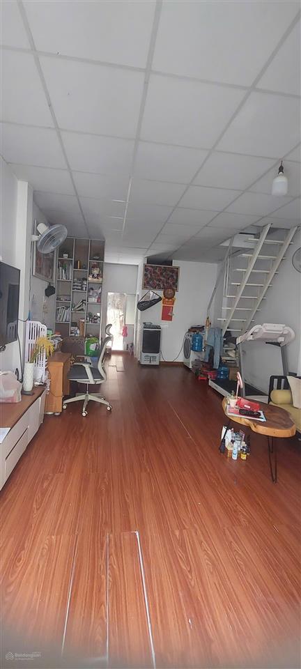 Chính chủ cần bán nhà hẻm oto gần cầu tham lương phường đông hưng thuận quận 12.