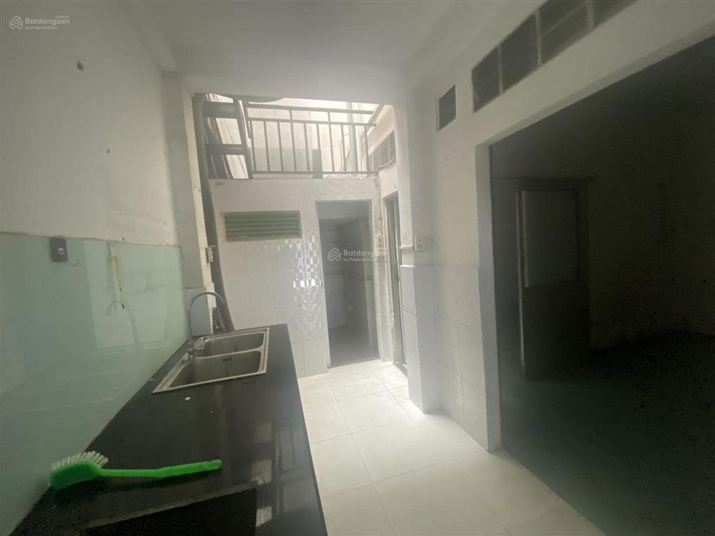 Bán nhà hẻm xe tải ngay chung cư quân đội, phường trung mỹ tây, quận 12