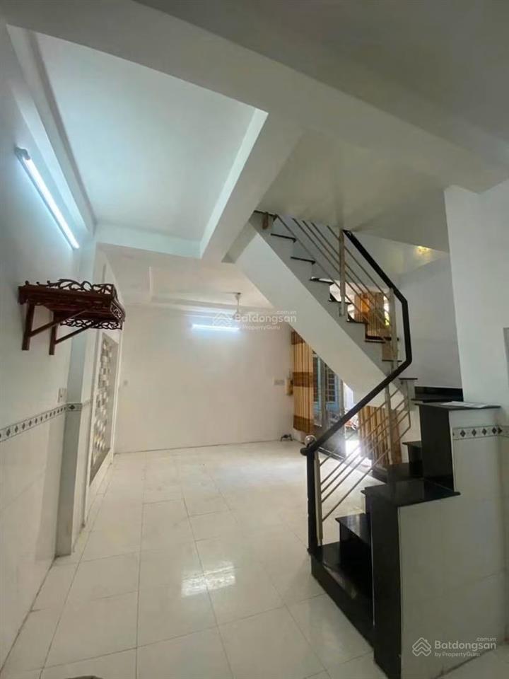 Chi thuê nhà trường chinh 6.5 triệu/ tháng