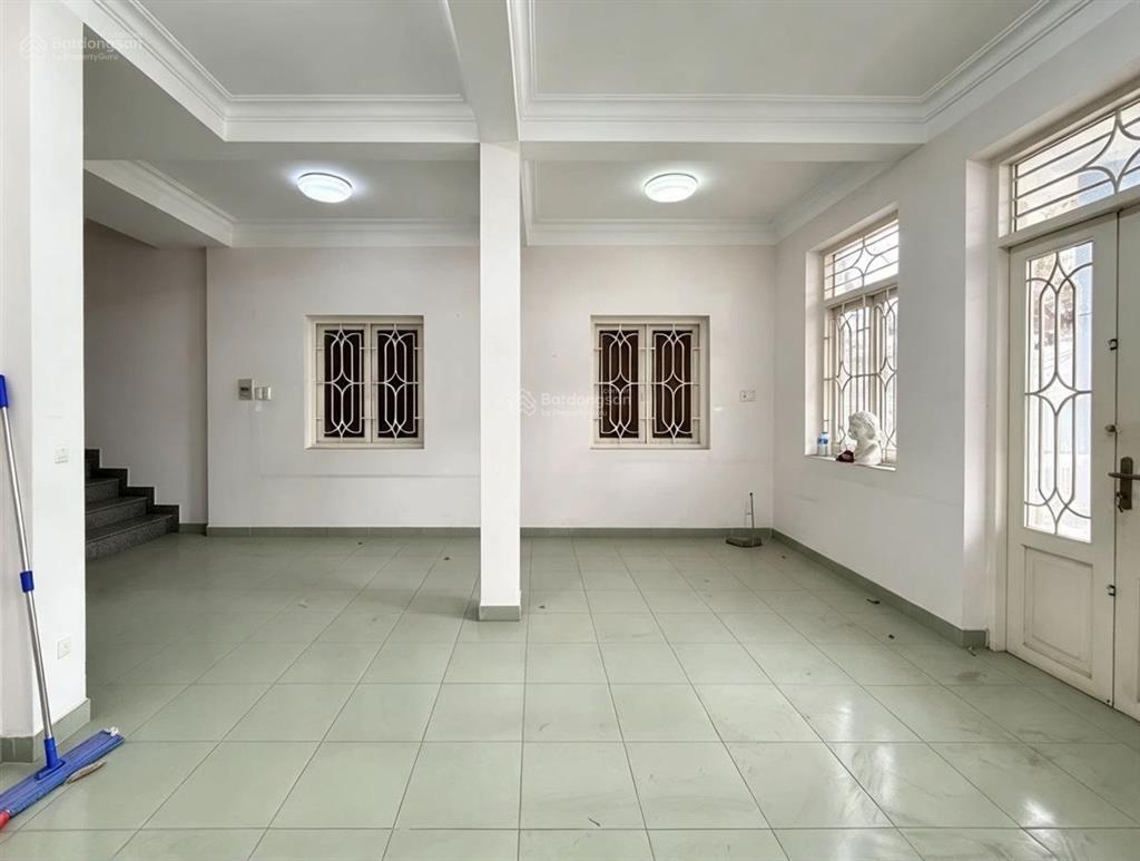 Chủ ngộp bank cần bán gấp căn nhà hẻm ô tô đường nguyễn văn đậu, quận bình thạnh