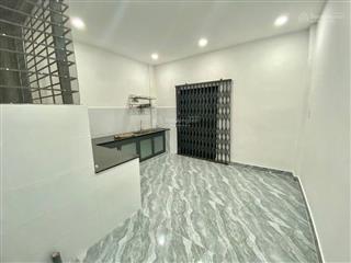 Nhà cư xá lý thường kiệt, p7, quận 10, 64m2, 2pn, sổ hồng đầy đủ, đối diện sân vận động thống nhất