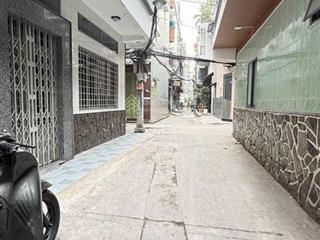 Nhà vĩnh viễn, p8, quận 10, 3 tầng hẻm thông rộng rãi, gần mặt tiền