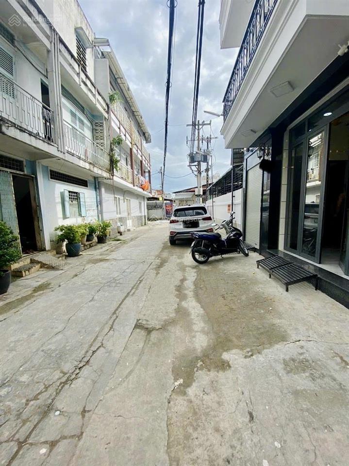 Quận 11, chủ gấp bán nhà mới đẹp, hẻm xe tải lạc long quân, phường 3, chủ tặng nội thất cao cấp