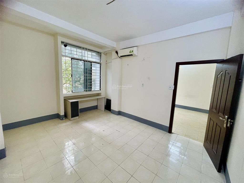 Bán chung cư lý thường kiệt, phường 7, quận 11, đối diện tân phước plaza, giáp q10, q5, sổ hồng đủ