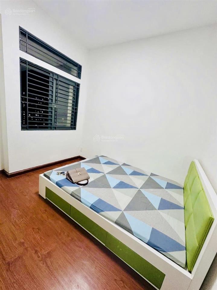 Bán chung cư 312 ngay vòng xoay đầm sen, sổ hồng sẵn, nhà cao ban công thoáng mát, sạch sẽ