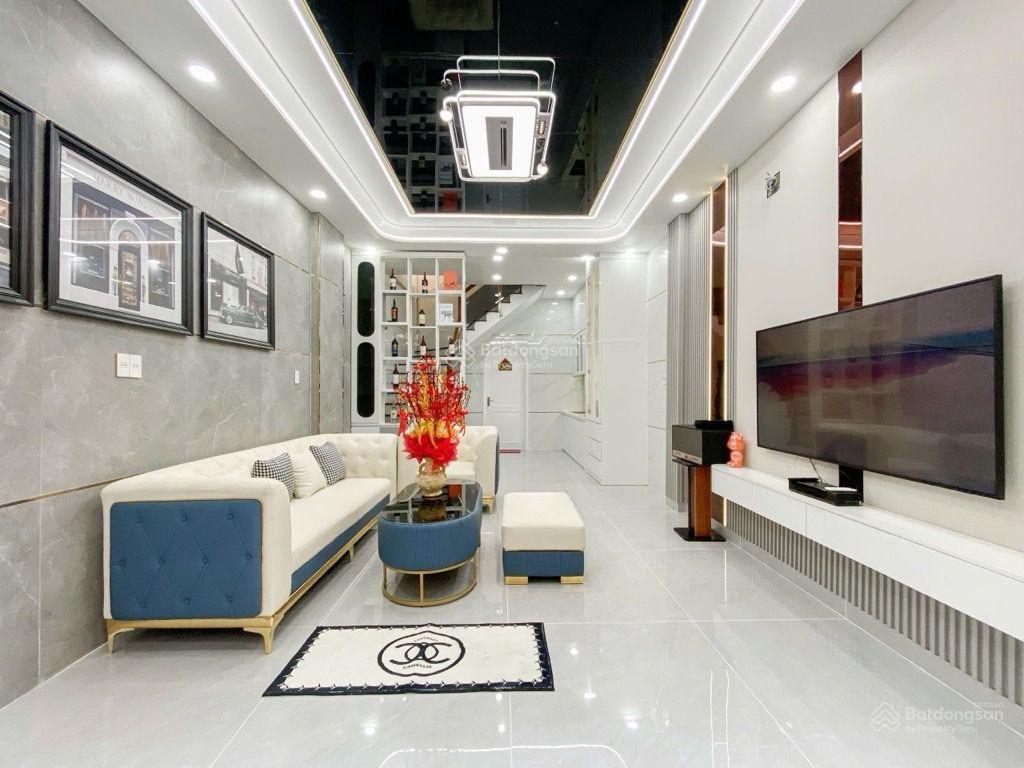 Quận 11, nhà ông ích khiêm mới đẹp, ở liền đủ nội thất, 3pn có phòng dưới trệt, căn góc thoáng