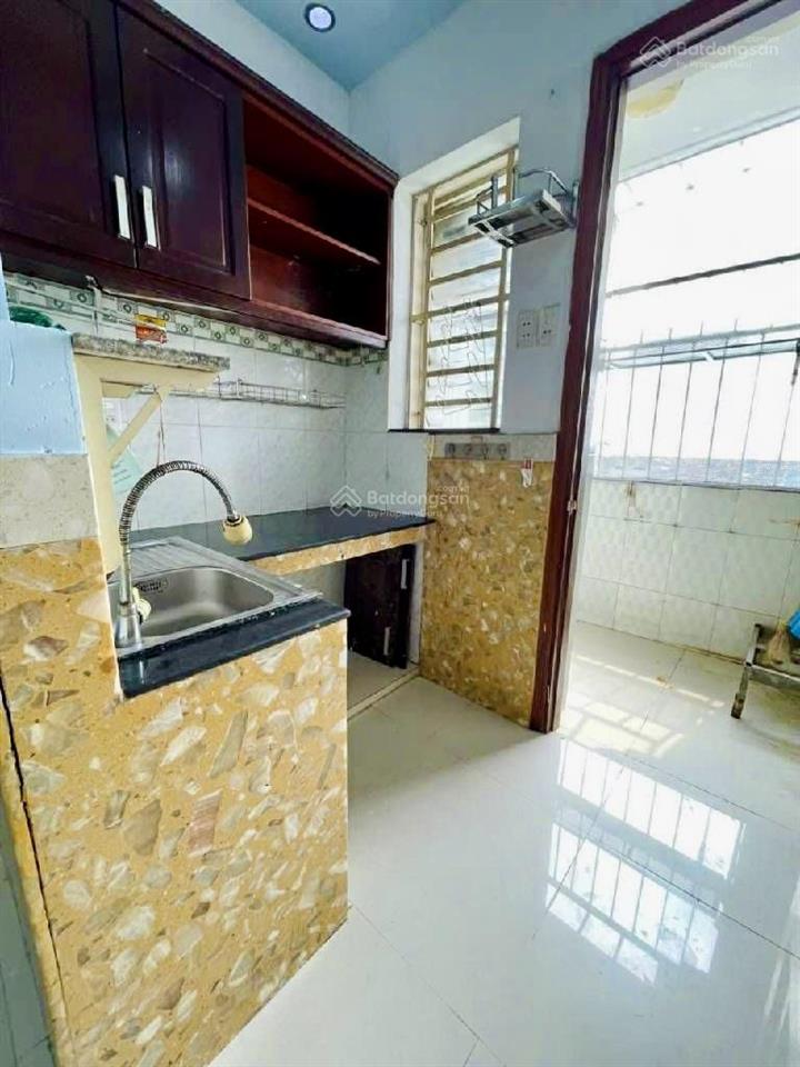 Quận 6, bán chung cư bình phú 1, đường số 23, có thang máy, có sổ hồng lâu dài, 2pn chỉ 2,6 tỷ