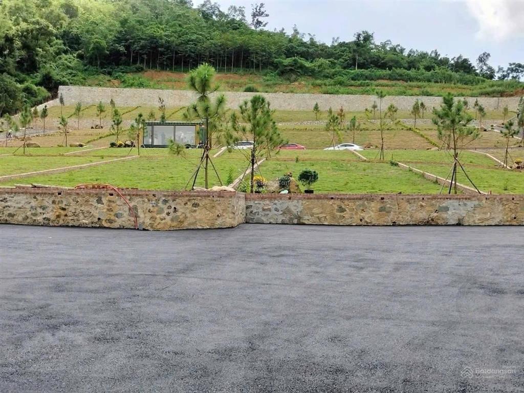 Chính chủ cắt lỗ giá 4 tỷ đất nghỉ dưỡng 279m² hoà lạc mặt tiền 11,6m sát đại học quốc gia, fpt