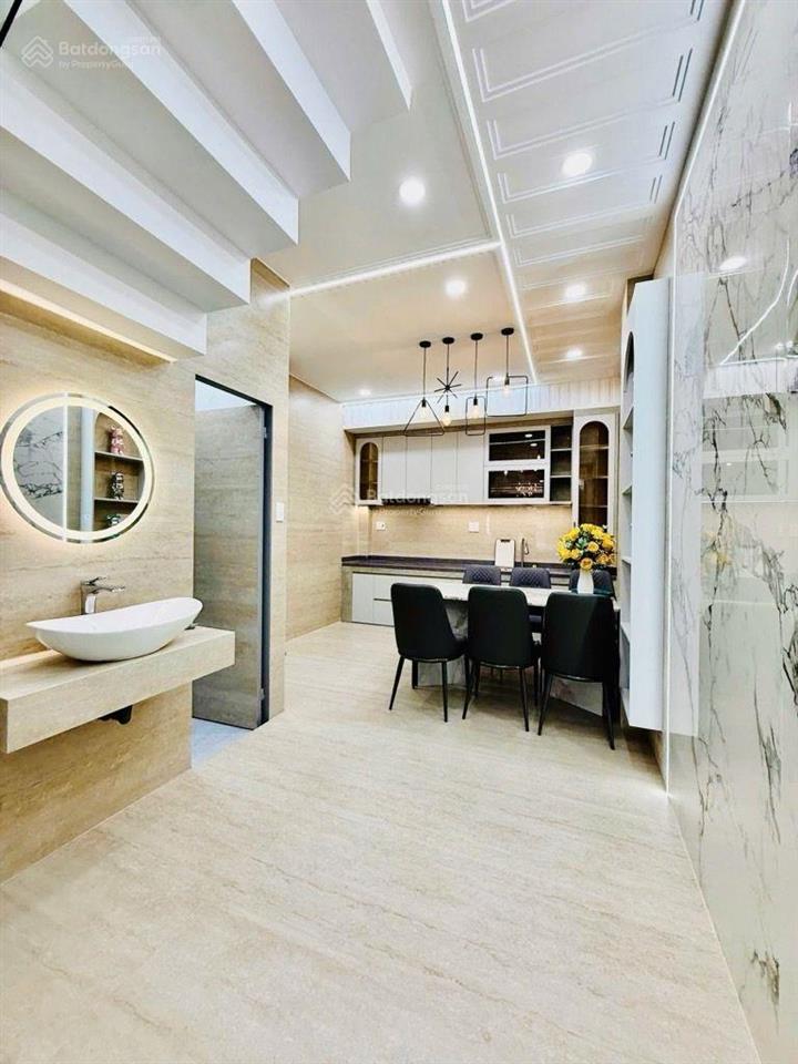 Căn nhà mới cực kì đẹp sử dụng 120m2 full nội thất vào ở ngay