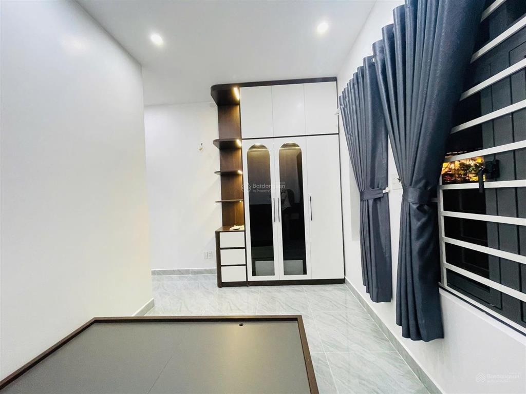 Bán căn nhà 2 mặt tiền đường trần xuân soạn