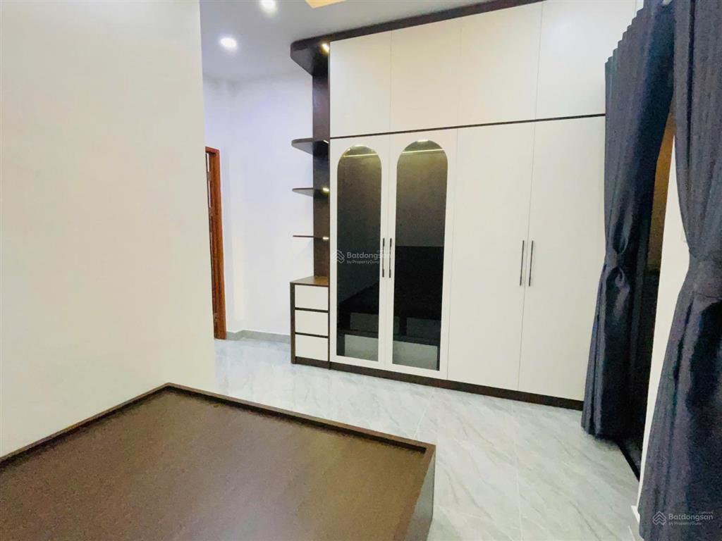 Bán căn nhà 2 mặt tiền đường trần xuân soạn