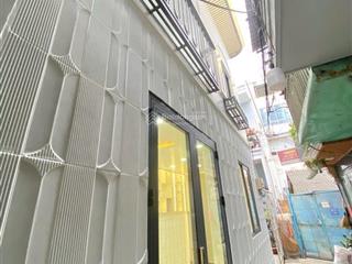 Bán nhà mới hoàn thiện đẹp như mơ giáp quận 4