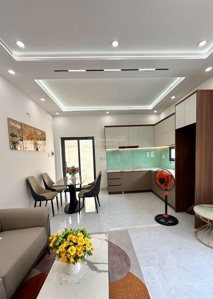 Nhà mới full nội thất vào ở ngay thiết kế mới giáp phú mỹ hưng  khu dân cư nam long