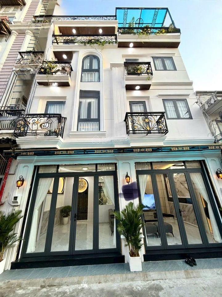 Nhà mới xe tải tới nơi khu dân trí cao canh vincom nam long