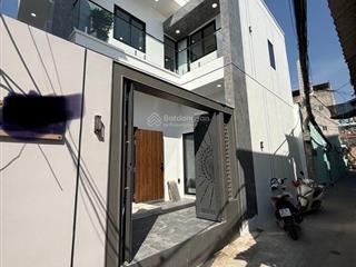 Biệt thự mini nằm trong khu vực quận 7 khu dân cư yên tĩnh giáp phú mỹ hưng