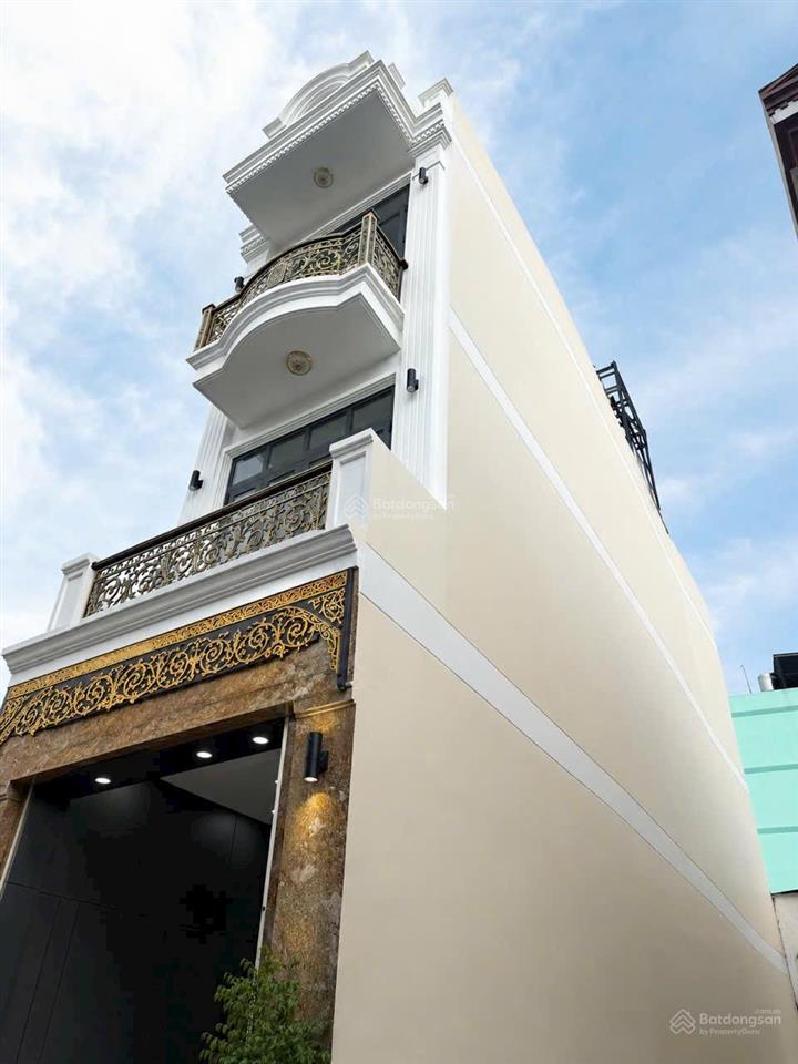 Hàng vip có thang máy phòng master khu trung tâm quận 4 diện tích 85m² sát bên quận 1 chỉ vài phút