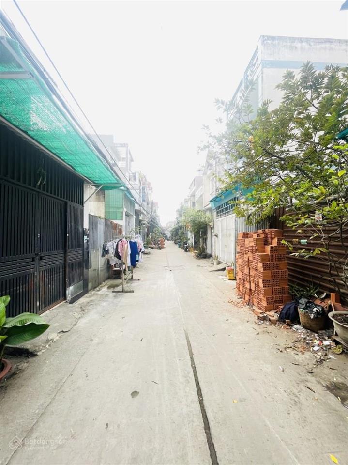 Bình hưng hòa b  nhà 3 tầng sát quốc lộ 1a ở ngay chỉ 4.8 tỷ