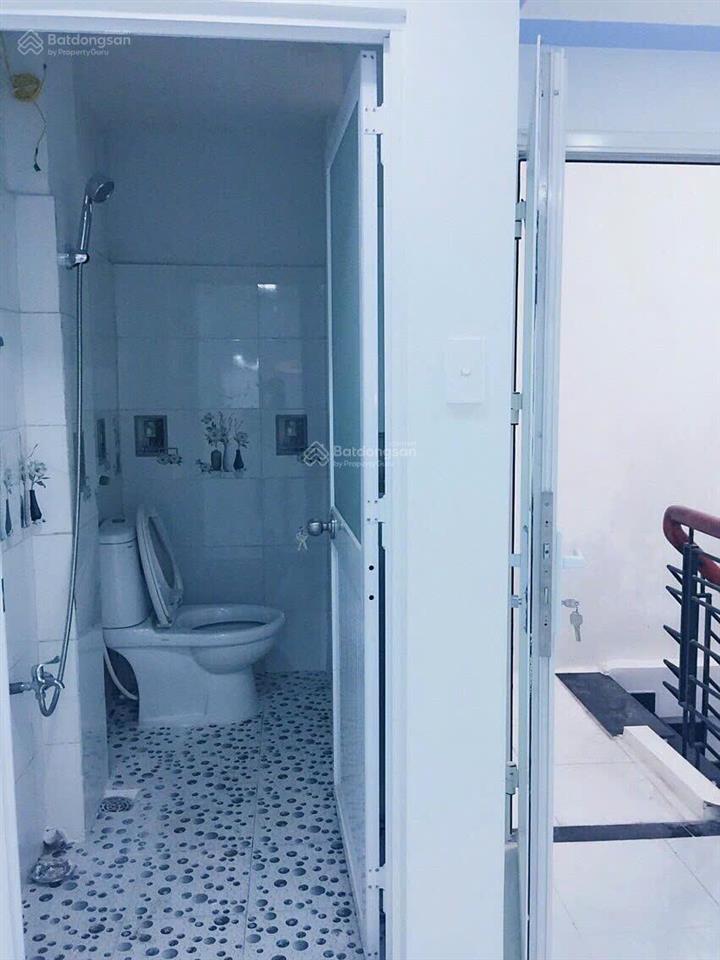 Ô tô tới cửa cách liên khu 45 chỉ 200m vừa ở vừa kinh doanh dt 41m2  giá chỉ 3,5 tỷ