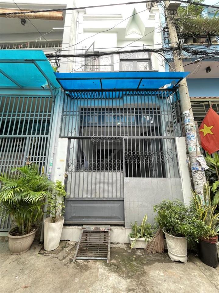 Nhà mới bình tân giá 3.5 tỷ sát aeon tân phú ô tô đậu cửa