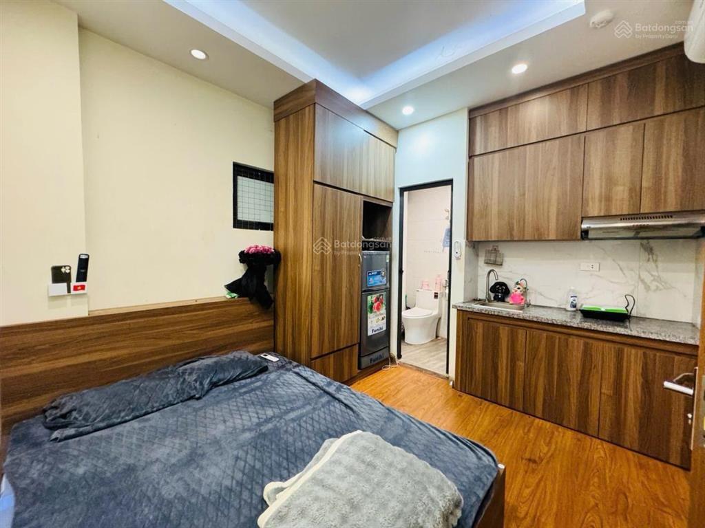 Cực hời! tòa chdv thái thịnh, 18pkk, dt 1,3 tỷ/năm, đang vận hành, lô góc, 10m ra ô tô, pccc gpxd