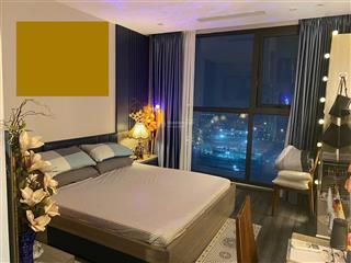 Bán căn 2n2wc diện tích rộng r101 full đồ đẹp, view thành phố thoáng  ngay 0978 579 ***