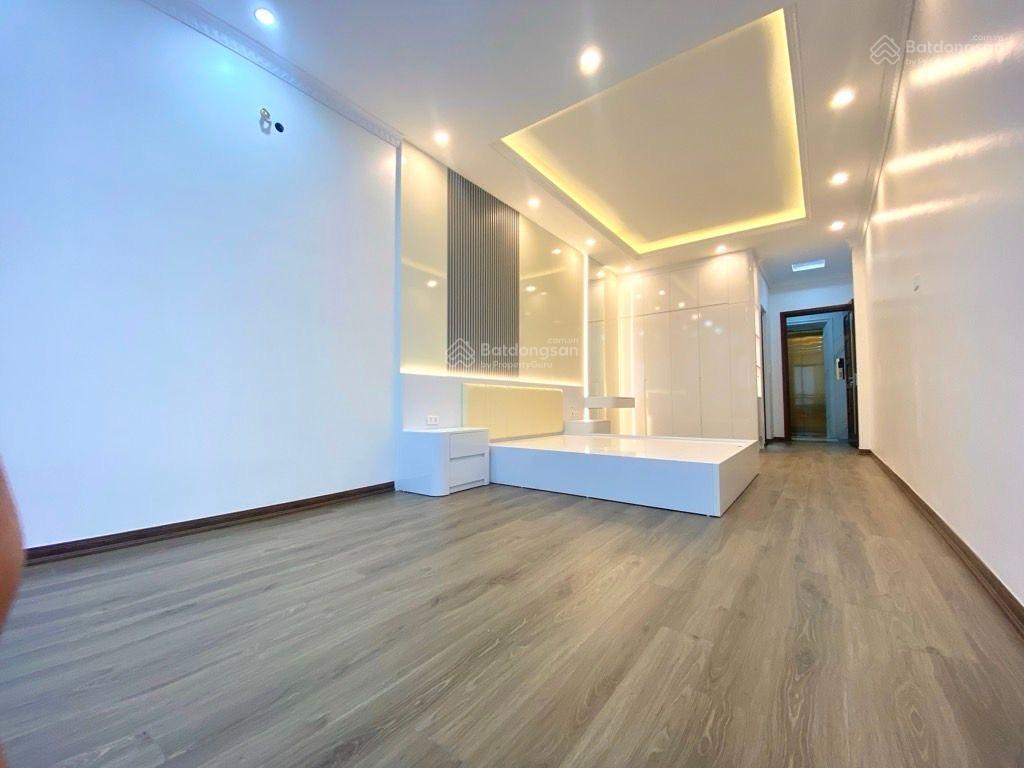 Bán nhà cầu giấy. 47m2 x7t. 2 mặt ngõ gần ô tô. kinh doanh. full nội thất ở ngay. 14 tỷ