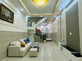 Cần tiền gấp bán nhanh nhà hóc môn 840tr trệt lầu full nội thất