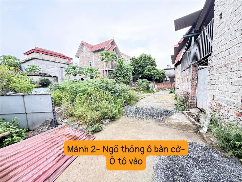 Cần bán 2 mảnh đất mỹ đức 80m2  mt 5.1m, đường thông, ô tô vào, cách vđ 5 vài trăm m, sát nvh thôn