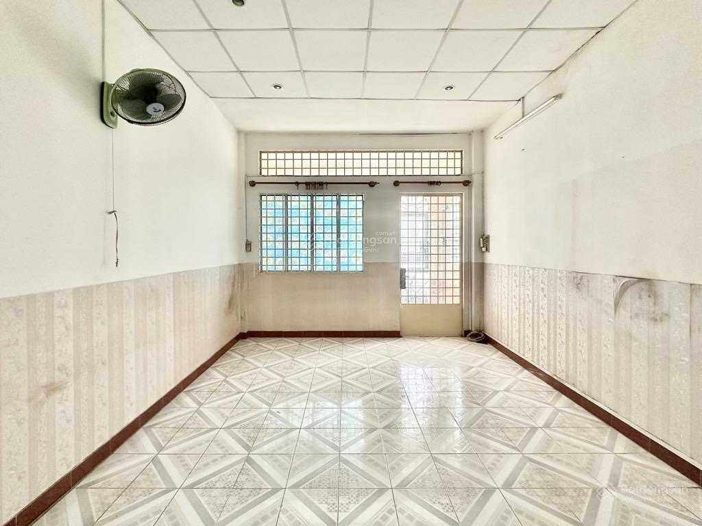 66m2  8,8 tỷ  thích quảng đức  phú nhuận  2 lầu  hẻm rộng