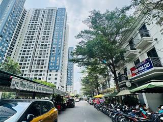 Cần tiền bán gấp shophouse vincom dĩ an  ngã tư 550