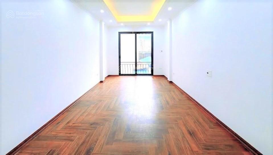 Bán nhà mới đẹp phố yên lãng đống đa, 29.5m2 5 tầng, gần ô tô, 8.95 tỷ