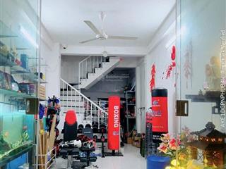 Bán nhà đẹp ở ngay phố giang văn minh, ba đình, gần phố, kinh doanh, 33.7m2, 12.2 tỷ