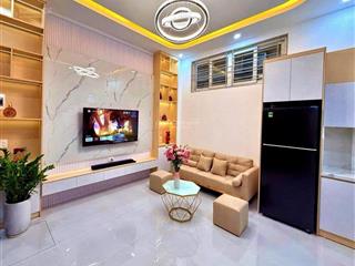 Cần bán gấp, nhà thái thịnh  đống đa, 32m2 * 5 tầng, mới kính koong, 8.9 tỷ