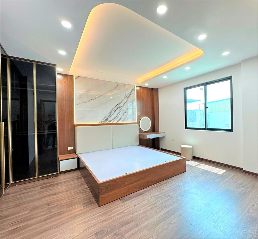 Bán nhà riêng phố giang văn minh  ba đình, 38m2 * 4 tầng, cách phố vài bước chân, 11.9 tỷ