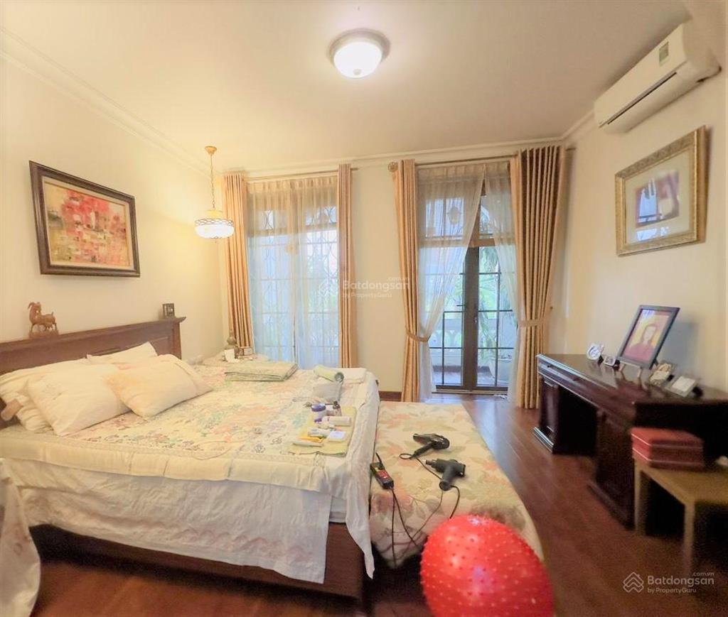Bán nhà riêng phố giang văn minh, gần nút giao kim mã, ngõ nông, cách phố vài bước chân, 11.8 tỷ