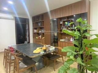 Bán nhà riêng phố giang văn minh, gần nút giao kim mã, ngõ nông, cách phố vài bước chân, 12.5 tỷ