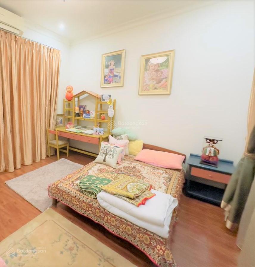 Bán nhà riêng phố giang văn minh, gần nút giao kim mã, ngõ nông, cách phố vài bước chân, 11.8 tỷ